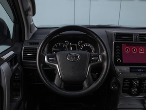 Внедорожник Toyota Land Cruiser Prado 2021 года, 6450000 рублей, Большой Сочи