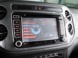 Внедорожник Volkswagen Tiguan 2012 года, 1474000 рублей, Воронеж