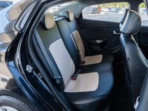 Седан Kia Rio 2011 года, 720000 рублей, Волгоград