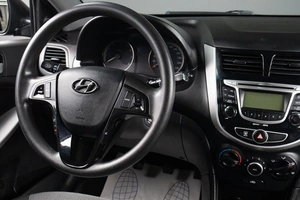 Хетчбэк Hyundai Solaris 2013 года, 629000 рублей, Оренбург