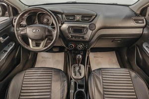 Седан Kia Rio 2012 года, 899000 рублей, Челябинск