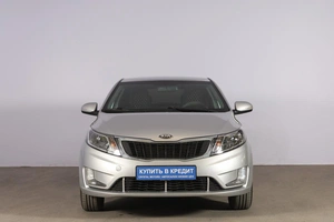 Седан Kia Rio 2013 года, 989000 рублей, Новосибирск