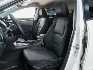 Хетчбэк Mazda 3 2014 года, 1149000 рублей, Сургут