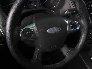 Седан Ford Focus 2013 года, 1118000 рублей, Минеральные Воды