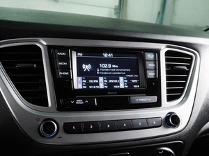 Седан Hyundai Solaris 2022 года, 1643000 рублей, Воронеж