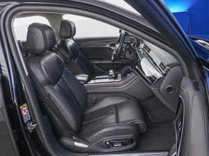 Седан Audi A8 2018 года, 4399547 рублей, Москва
