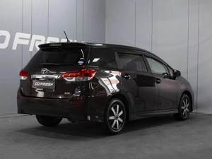 Минивэн Toyota Wish 2010 года, 1400000 рублей, Омск