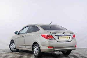 Седан Hyundai Solaris 2013 года, 759000 рублей, Кемерово