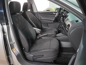 Лифтбек Volkswagen Polo 2021 года, 1749000 рублей, Воронеж