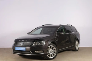 Седан Volkswagen Passat 2011 года, 1179000 рублей, Новосибирск