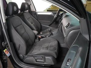 Хетчбэк Volkswagen Golf 2011 года, 899000 рублей, Воронеж