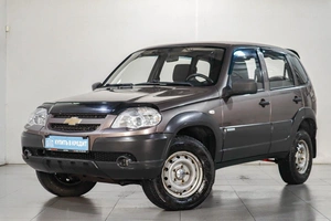 Внедорожник Chevrolet Niva 2014 года, 649000 рублей, Челябинск