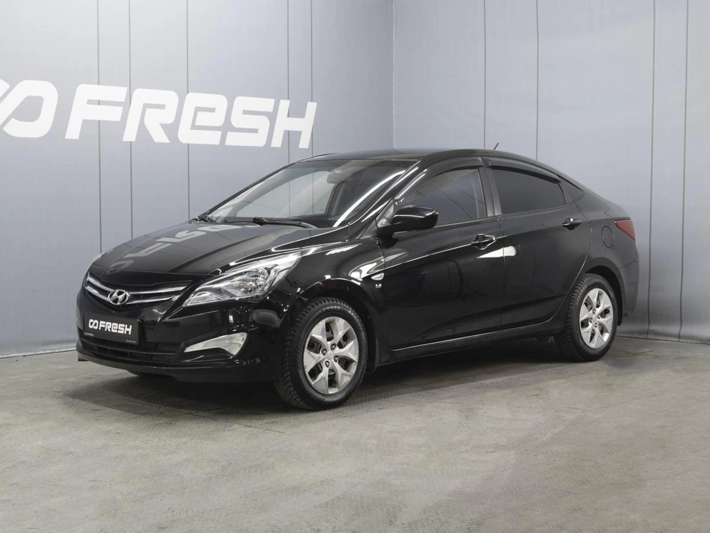 Седан Hyundai Solaris 2015 года, 1080000 рублей, Омск