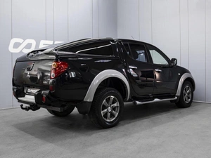Пикап Mitsubishi L200 2012 года, 1120000 рублей, Омск