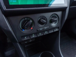 Лифтбек Skoda Rapid 2015 года, 1029000 рублей, Саратов