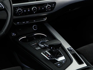 Седан Audi A4 2018 года, 2799077 рублей, Москва