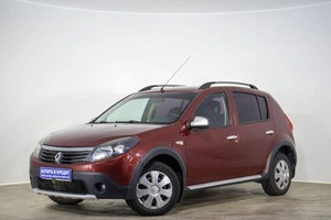 Хетчбэк Renault Sandero 2012 года, 719000 рублей, Оренбург