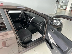 Седан Hyundai Solaris 2016 года, 1050000 рублей, Смоленск
