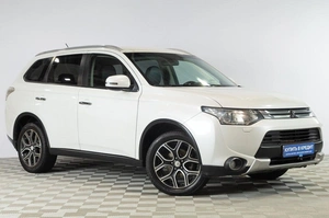 Внедорожник Mitsubishi Outlander 2014 года, 1679000 рублей, Челябинск