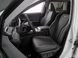 Внедорожник Toyota RAV4 2026 года, 4299000 рублей, Тюмень