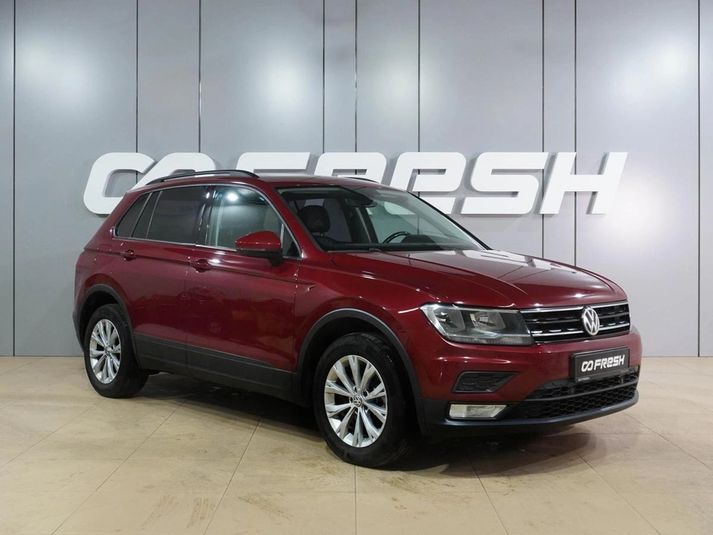 Внедорожник Volkswagen Tiguan 2017 года, 2189000 рублей, Воронеж