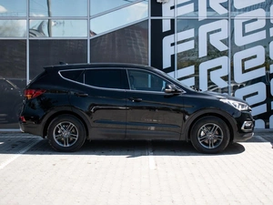 Внедорожник Hyundai Santa Fe 2017 года, 2820000 рублей, Краснодар