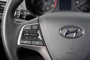 Седан Hyundai Solaris 2021 года, 1719000 рублей, Кемерово