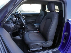 Хетчбэк MINI Cooper 2019 года, 1915000 рублей, Нижний Новгород