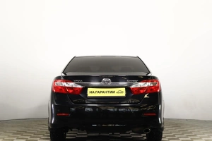 Седан Toyota Camry 2013 года, 1689000 рублей, Пермь