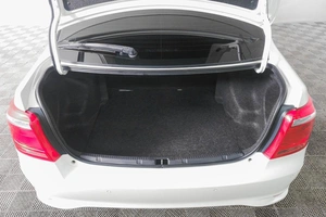 Седан Toyota Corolla Axio 2017 года, 1259000 рублей, Кемерово