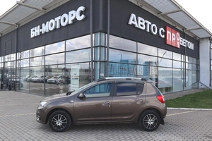 Хэтчбек Renault Sandero 2018 года, 1060000 рублей, Мирное
