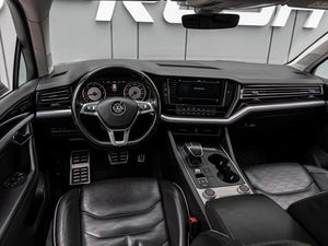 Внедорожник Volkswagen Touareg 2019 года, 3690000 рублей, Краснодар