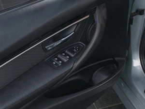 Седан BMW 3 серия 2015 года, 2349000 рублей, Сургут