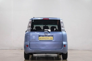 Минивэн Toyota Sienta 2012 года, 859000 рублей, Новокузнецк