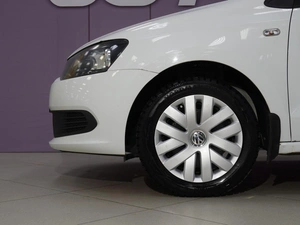 Седан Volkswagen Polo 2014 года, 1050111 рублей, Тверь