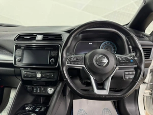 Хетчбэк Nissan Leaf 2018 года, 1799000 рублей, Красноярск