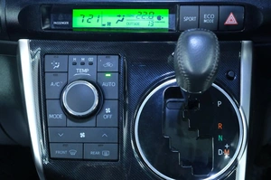 Минивэн Toyota Wish 2014 года, 1279000 рублей, Омск