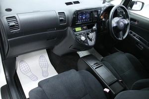 Минивэн Toyota Wish 2006 года, 958000 рублей, Солонцы