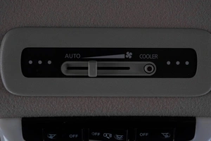 Минивэн Nissan Serena 2019 года, 1999000 рублей, Кемерово