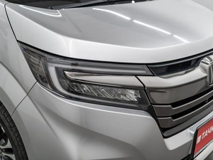 Минивэн Honda Stepwgn 2018 года, 2250000 рублей, Красноярск