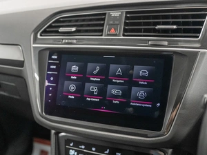 Внедорожник Volkswagen Tiguan Allspace 2021 года, 2550000 рублей, Красноярск