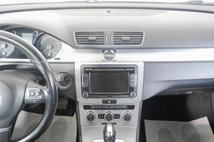 Седан Volkswagen Passat 2013 года, 999000 рублей, Кемерово