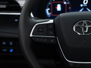 Внедорожник Toyota Highlander 2026 года, 5568888 рублей, Москва