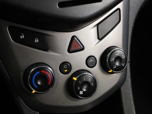 Седан Chevrolet Aveo 2012 года, 569000 рублей, Воронеж