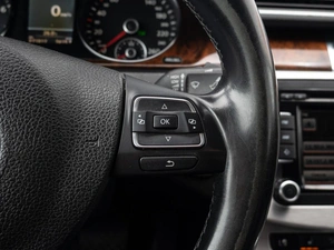 Седан Volkswagen Passat 2012 года, 1180000 рублей, Краснодар
