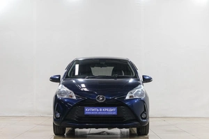 Хетчбэк Toyota Vitz 2018 года, 999000 рублей, Новокузнецк