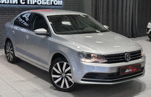 Седан Volkswagen Jetta 2017 года, 1247000 рублей, Красноярск