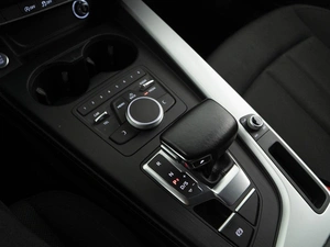 Седан Audi A4 2018 года, 2274444 рублей, Москва