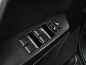 Внедорожник Toyota RAV4 2016 года, 2190000 рублей, Омск