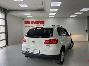 Внедорожник Volkswagen Tiguan 2011 года, 1030000 рублей, Смоленск